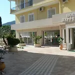 Happyland Hotel Apartments