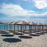 Hotel White Rose Beach