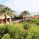 Nefeli Wind Club