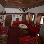 Astraka Guesthouse I