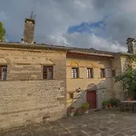 Astraka Guesthouse I