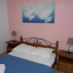 Pantonia Apartments