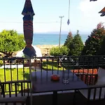 Ammos Studios And Apartments