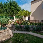 Villa Romantica