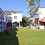 Villa Elia