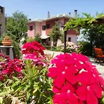 Guesthouse Iris