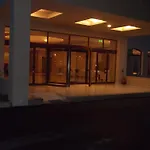Siris Hotel