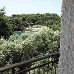 Gorgona Rooms