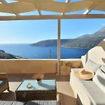 Akrolithi Boutique Hotel & Suites