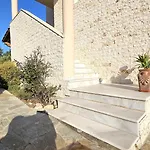 Alivia Garden