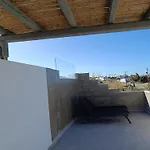 Kleris Apartments 8