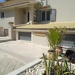 Gialos Holiday House