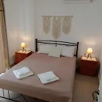 Aiolos Parasporos Holiday Home