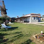 Villa Apostolos