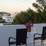 Restia Seaside Apartment I, 50M From Megas Gialos Beach