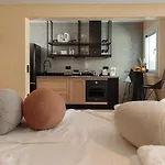 High End Unique 270 Degree Aerial Sea View Suite