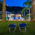 Villa Dimitris Apartments & Bungalows