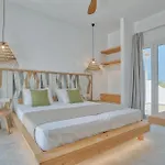 Marinatou Suites