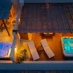 Lalari Beach Suites