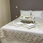 Irinis Apartment In Kalamata