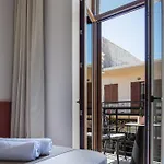 Omma Suites