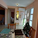 Zafirenia Suites