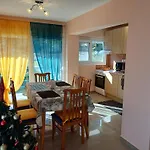 Zafirenia Suites
