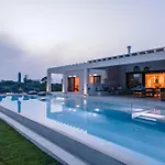 Villa Serenissima By Posarellivillas