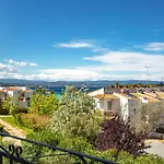 Latoura View