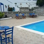 Studios Avra