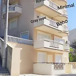 Iris Deluxe Suites 2