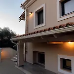 Carpe Diem Moursia House
