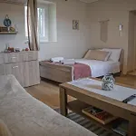 Auntie Katie\'S House