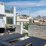 Noho Acropolis Suites X Elise , Olivia
