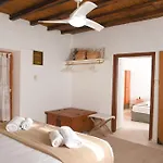 Charming Renovated Farmhouse! Paros - Antiparos!