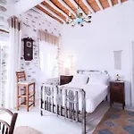 Traditional House In Ano Syros