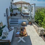 Mythodea Luxury Villa
