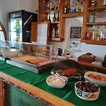 Siroco\'S Rooms And Studios