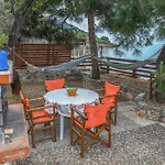 Studios Plaka
