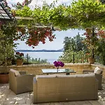 Tatiana Seaview House By Konnect, Nisaki
