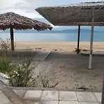 Paralia Ofriniou Sea View Apartment