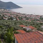 Matas House