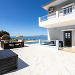 Seaview Haven With Pool By The Beach