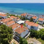 Alexandra\'S Maisonette.