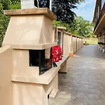 Villa Nickolas