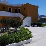 Manolis Studios
