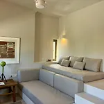 Nikolaou Art Residence