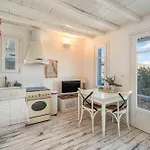 Dewdrop House, Livadi Serifos