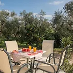 !!New!!Andriana\'S 2-Bedroom Countryside Retreat