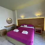 Villa Georgia Apartments & Suites